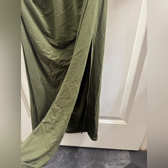 Elegant Maternity Olive Green Maxi Dress - Picture 5 of 9